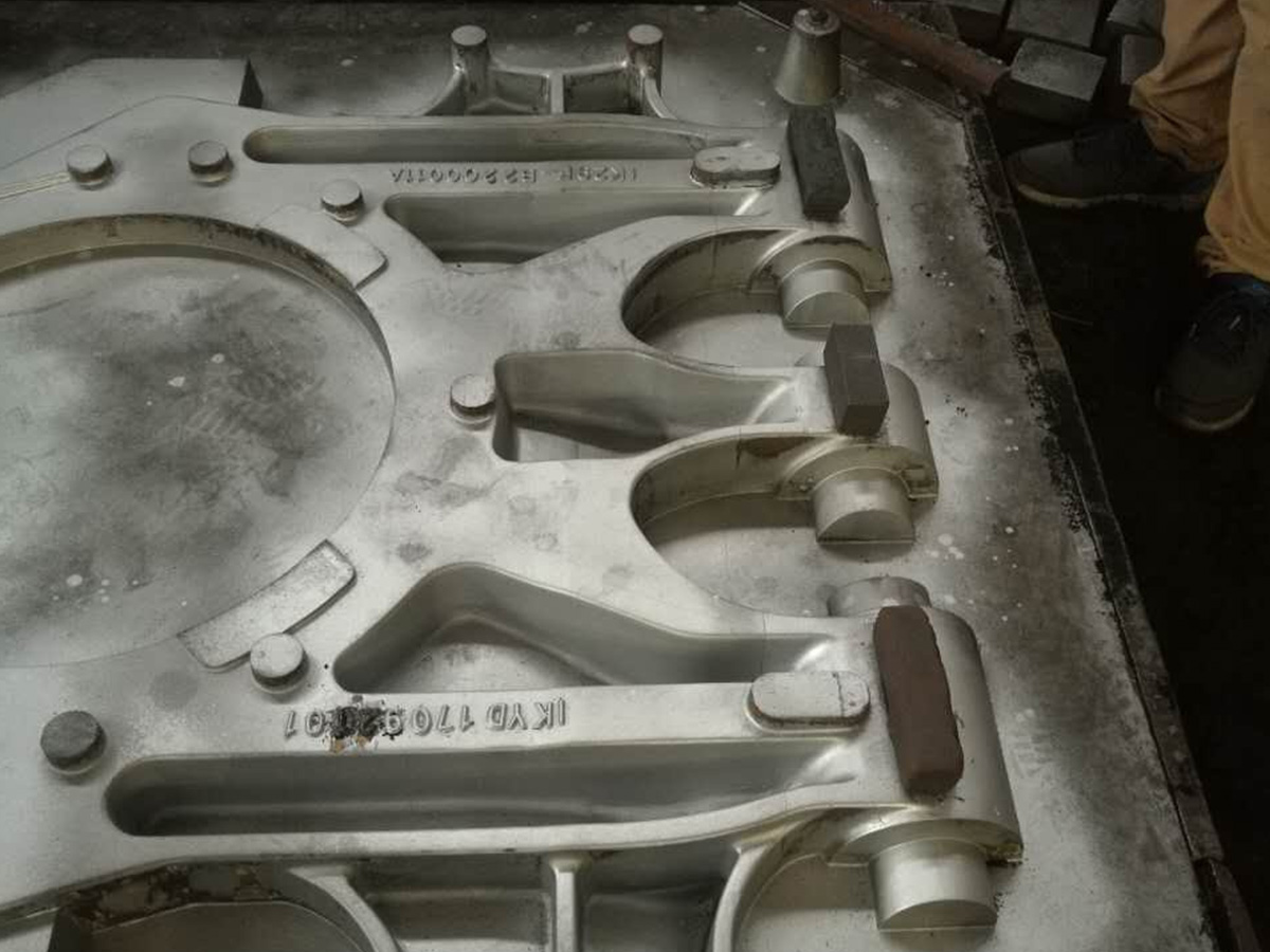 LF-004-象山锦佳模业有限公司